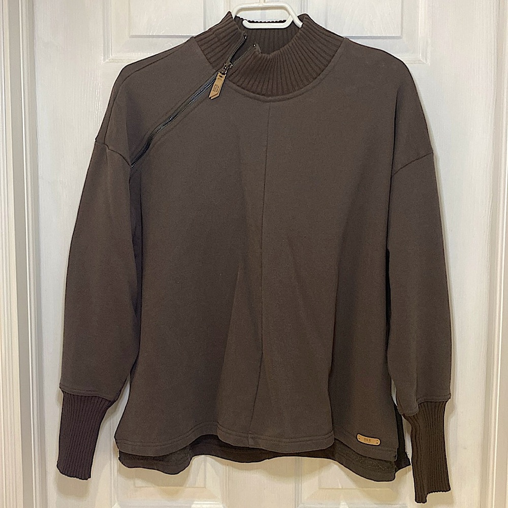BKE Womens Pullover Zip Sweater. Size Small. Colour Grey/Brown.
